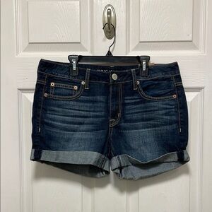 American Eagle Outfitters | Boy Midi |Dark Wash|Whiskering |Denim Shorts |Size 6